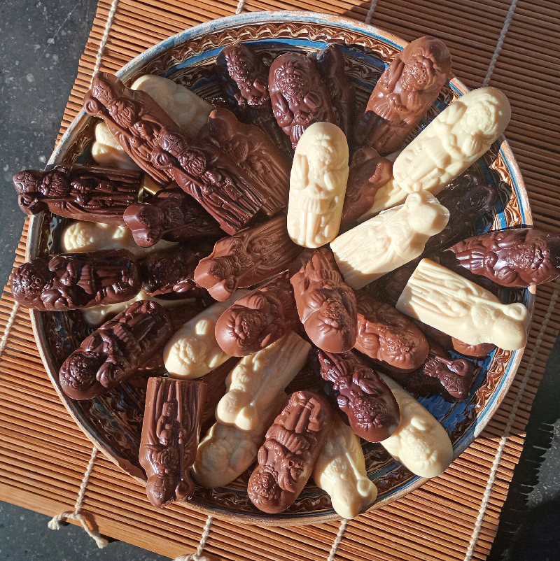 Sf Nicolae si Parintele Fouettard ~150g - imagine 2